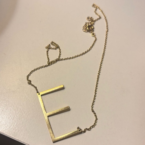Anthropologie Gold Initial 'E' Necklace - Picture 4 of 7